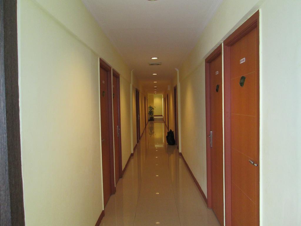 بونتِياناك Green Leaf Inn المظهر الخارجي الصورة